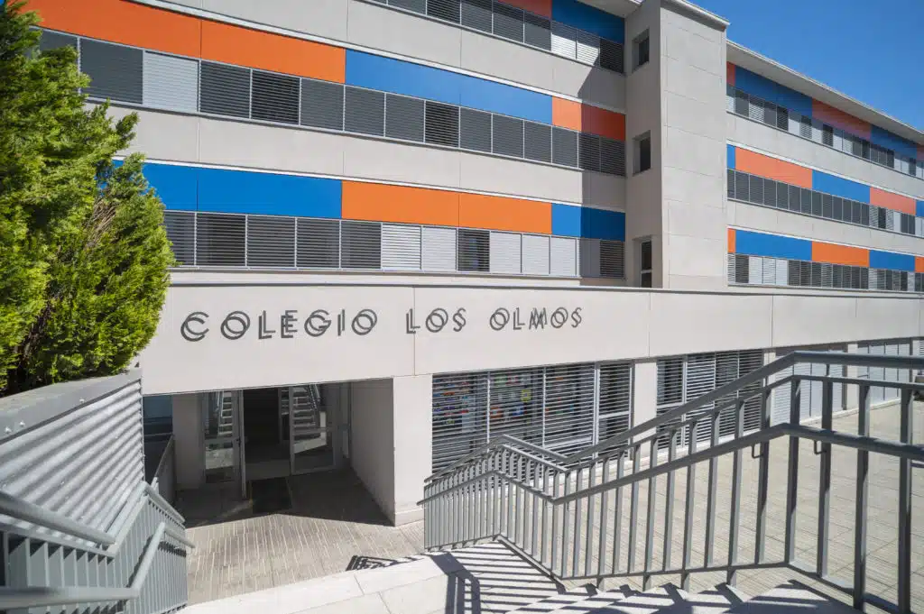 Colegio de Fomento Los Olmos: Colegio Concertado en MADRID,Infantil,Primaria,Secundaria,Bachillerato,Inglés,Católico,